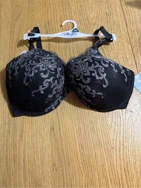 Playtex Black Bra with Silver Embroidered Detail
